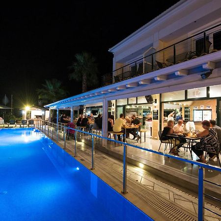 Kavos Plaza Hotel Екстер'єр фото