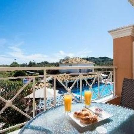 Kavos Plaza Hotel Екстер'єр фото