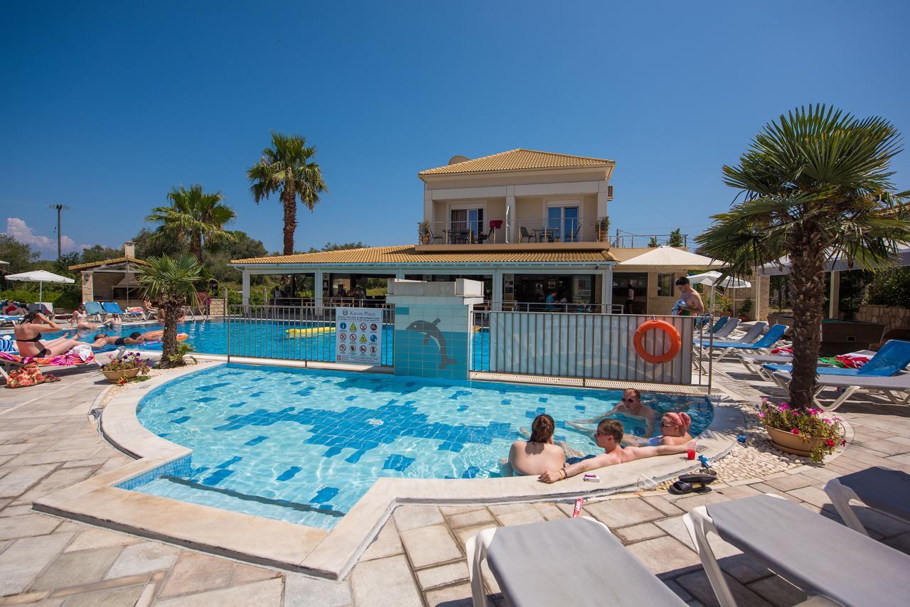 Kavos Plaza Hotel Екстер'єр фото