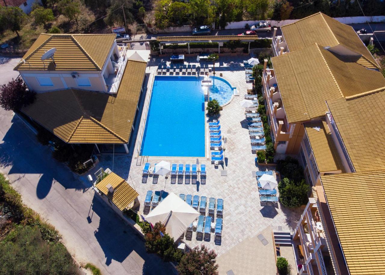 Kavos Plaza Hotel Екстер'єр фото