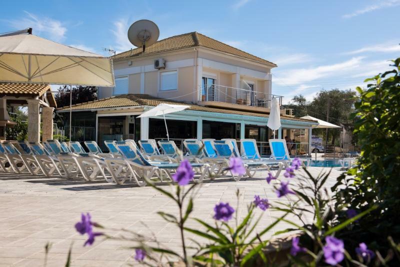 Kavos Plaza Hotel Екстер'єр фото